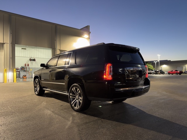 2018 Gmc Yukon XL Denali photo 3