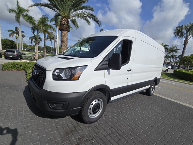 2025 Ford Transit Cargo Van photo 4