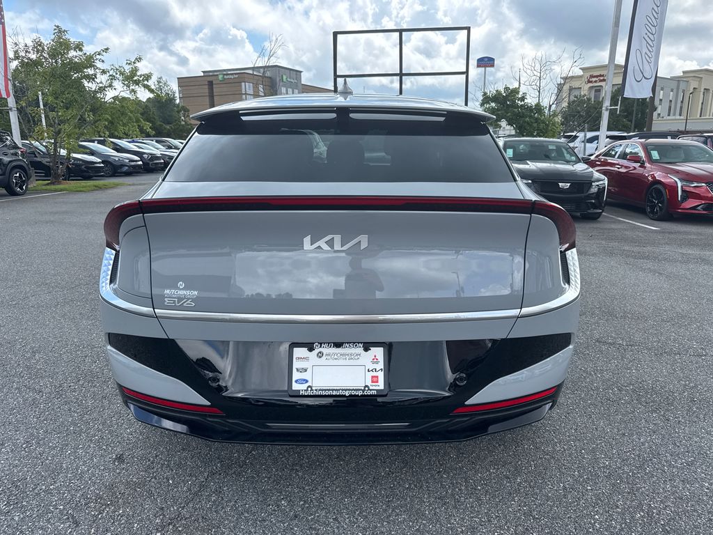 2025 Kia EV6 Wind photo 3