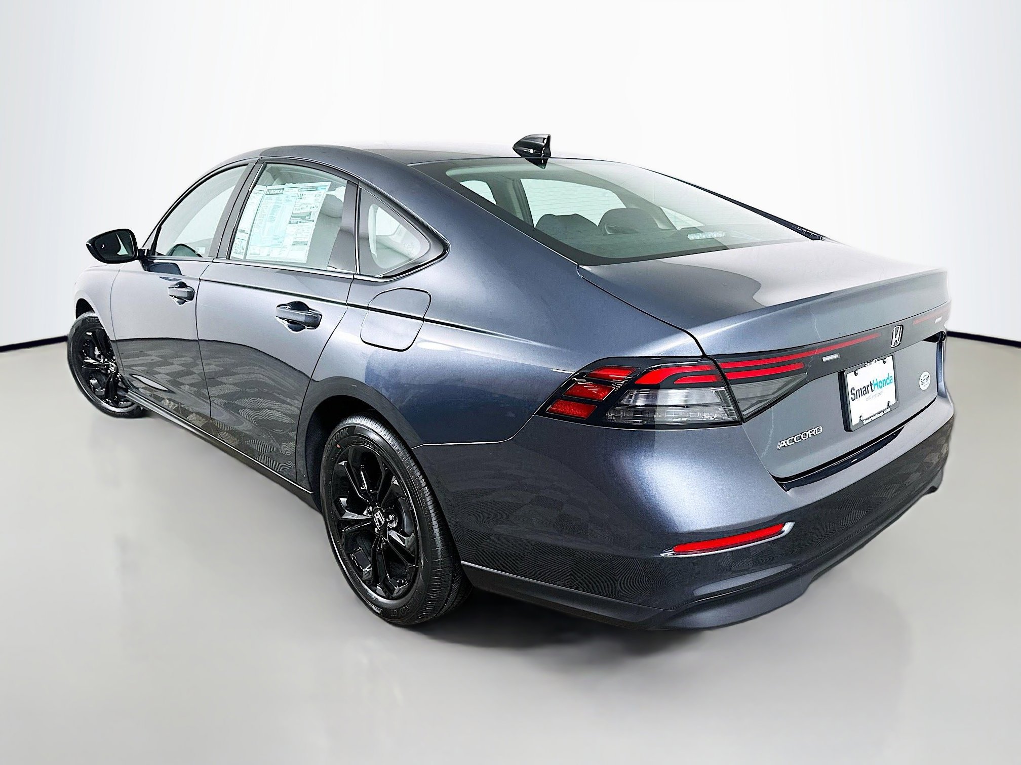 2025 Honda Accord 1.5T SE photo 3