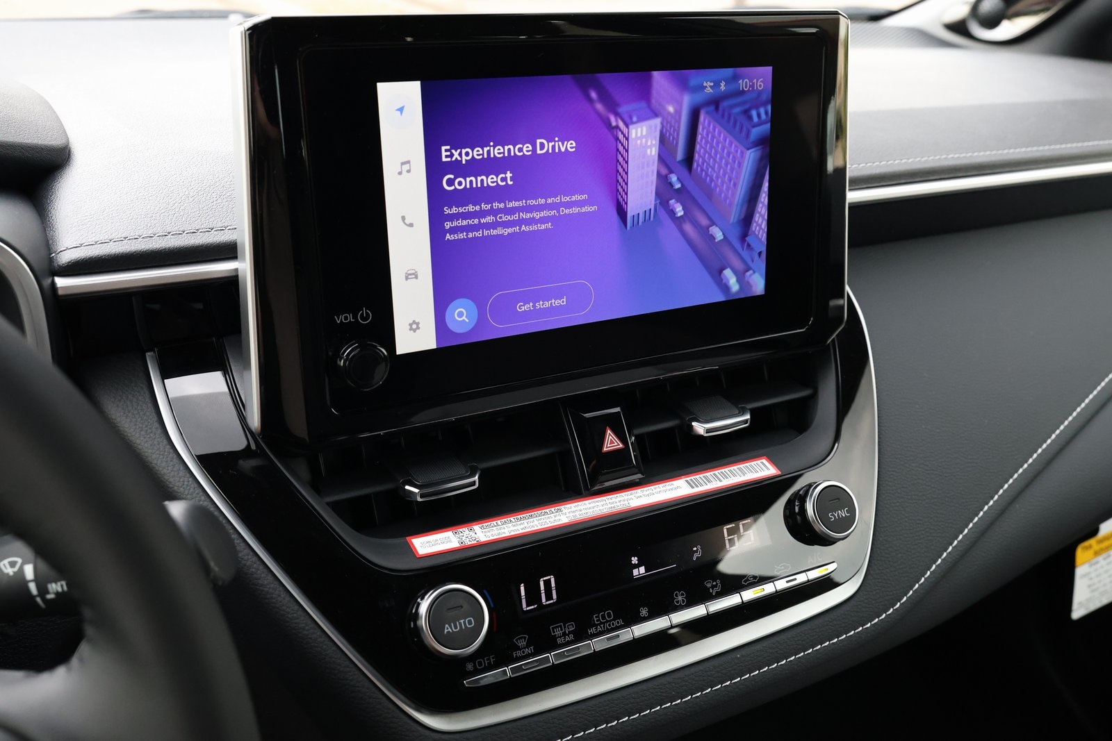 2025 Toyota Corolla XSE photo 14