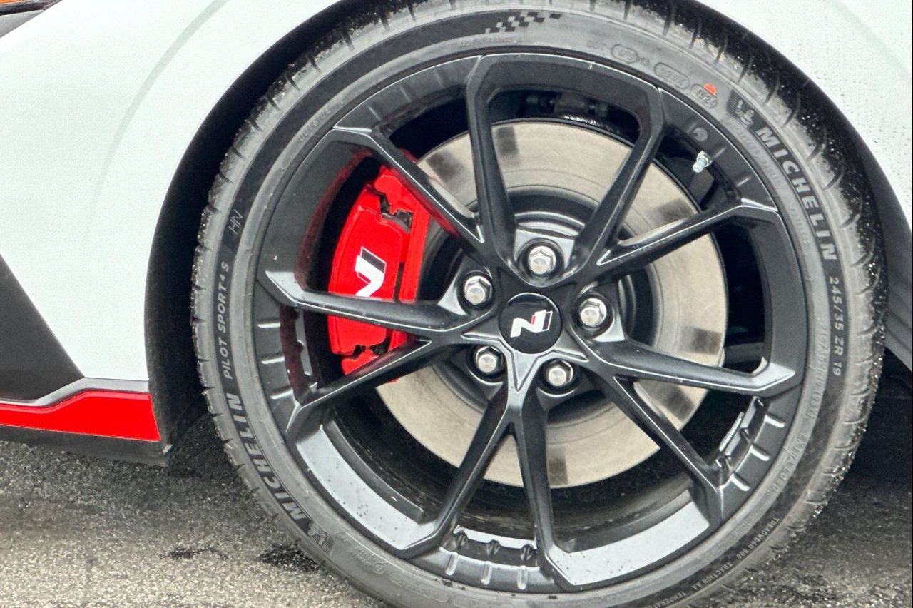 2025 Hyundai Elantra N Base photo 30