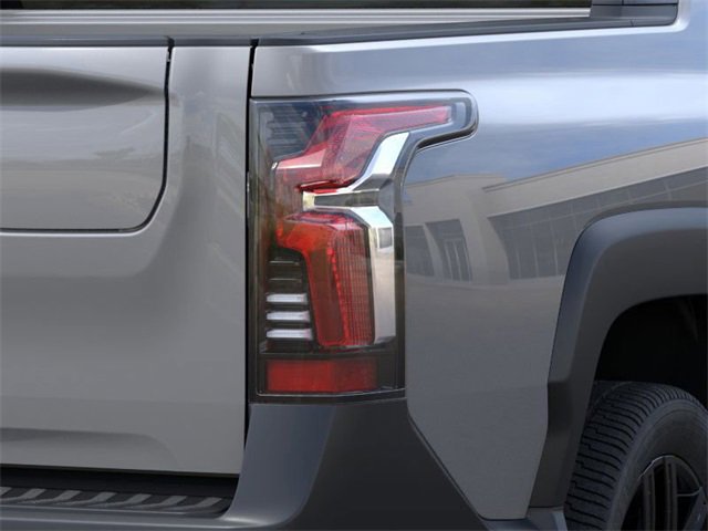 2026 Chevrolet Silverado photo 10