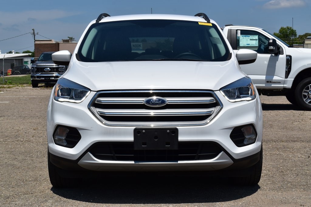 Used 2019 Ford Escape SEL with VIN 1FMCU9HD4KUB82502 for sale in Kansas City