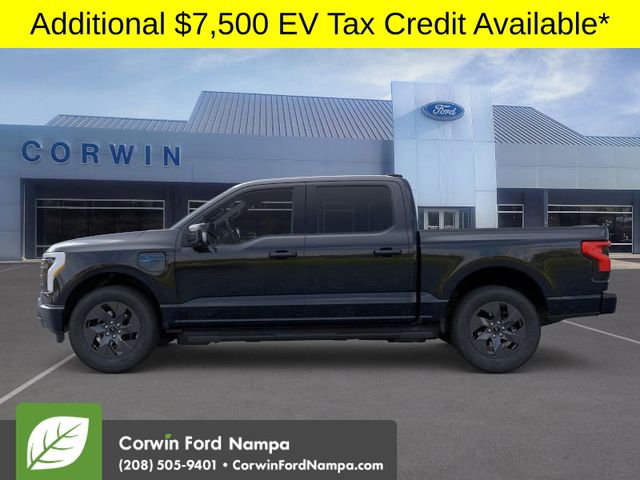 2025 Ford F-150 Lightning Lariat photo 2