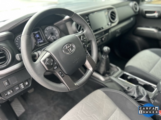 2022 Toyota Tacoma TRD Sport Double Cab V6 photo 16