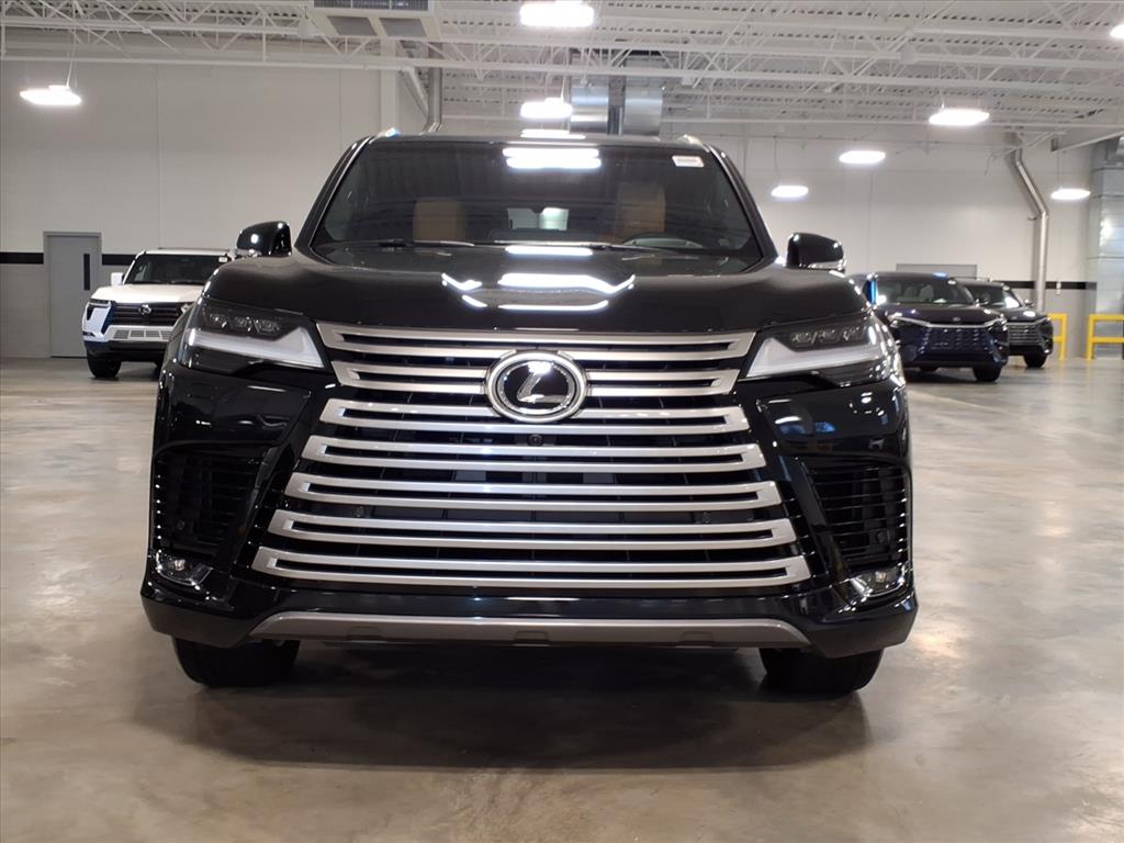 2025 Lexus LX Luxury photo 2