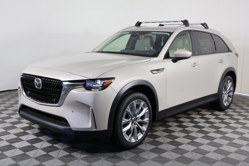 2026 Mazda CX-90 Preferred Package's photo