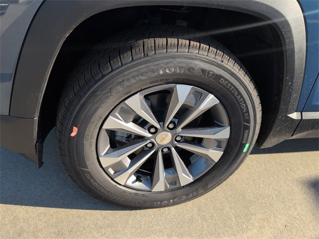 2026 Chevrolet Equinox LT photo 3