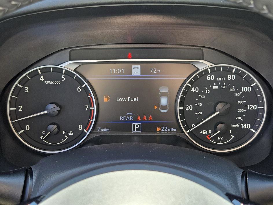 2025 Nissan Altima SL photo 17