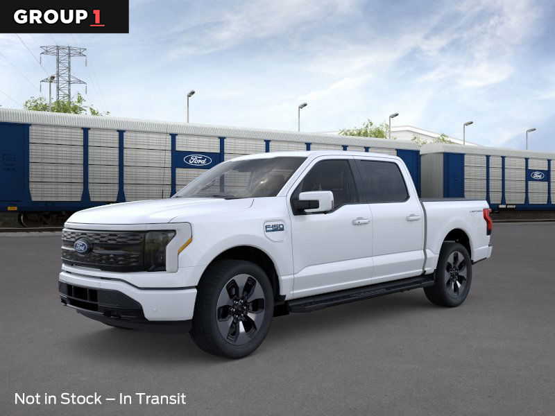 2025 Ford F-150 Lightning Platinum's photo