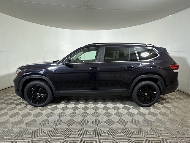 2025 Volkswagen Atlas SE Technology photo 4
