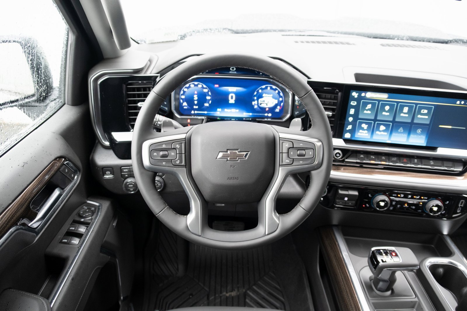 2026 Chevrolet Silverado 1500 LT Trail Boss photo 2