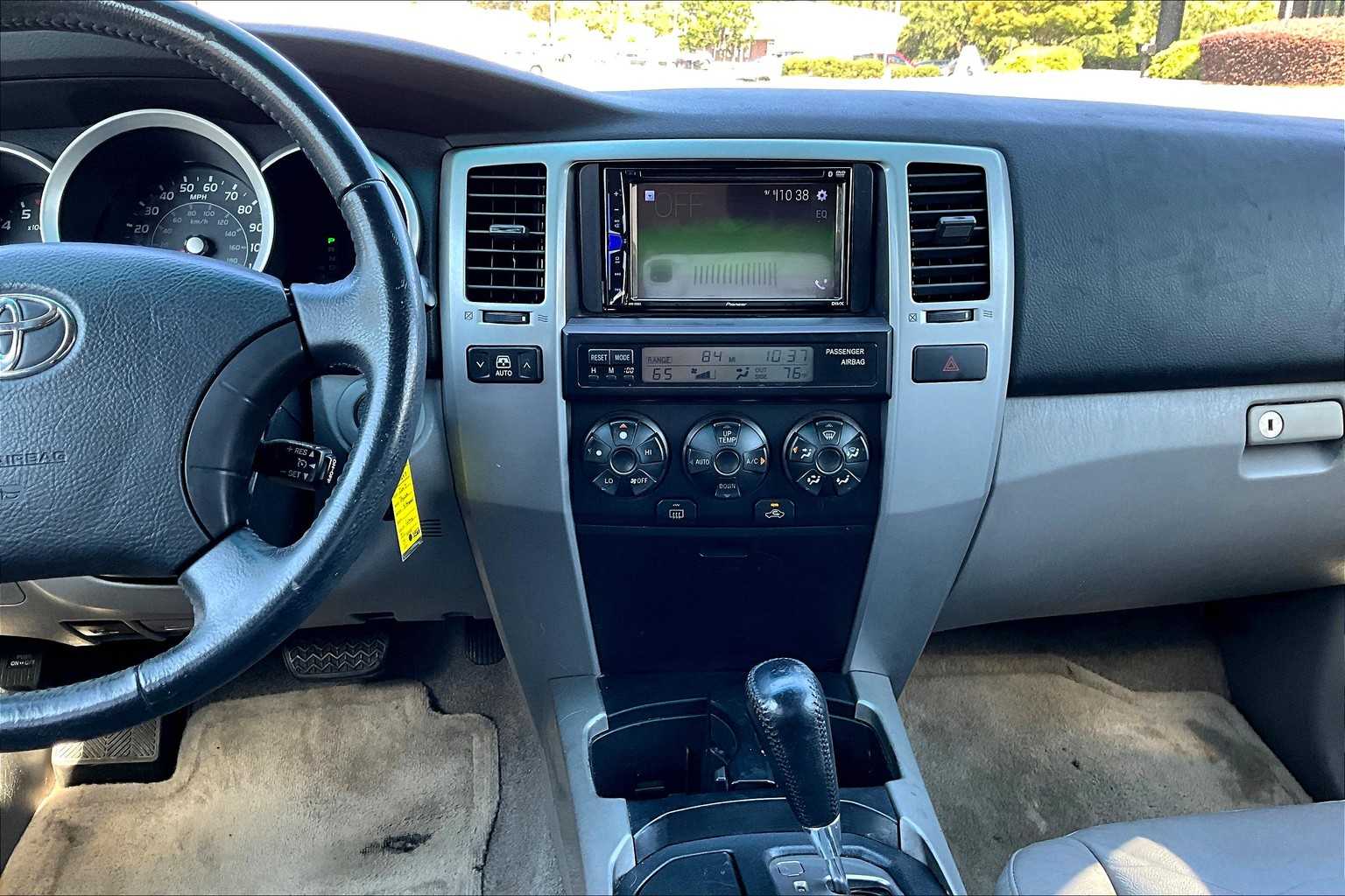 2007 Toyota 4Runner SR5 photo 4