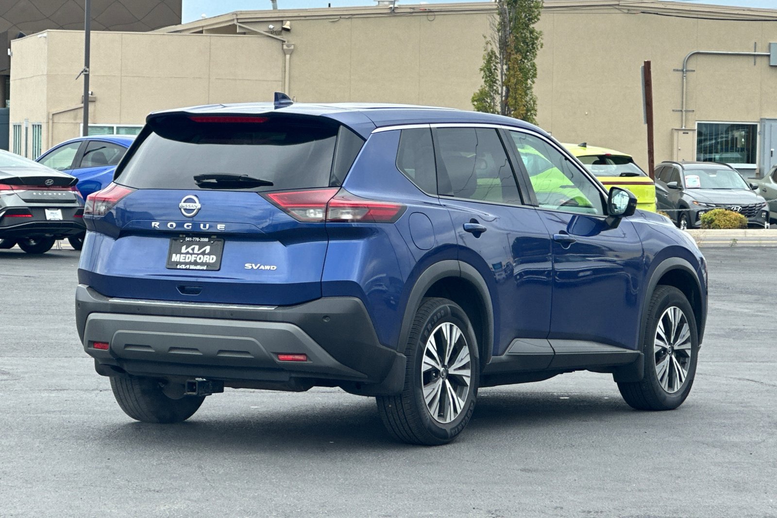 2021 Nissan Rogue SV photo 4