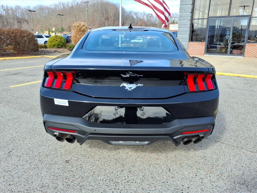 2026 Ford Mustang EcoBoost photo 4