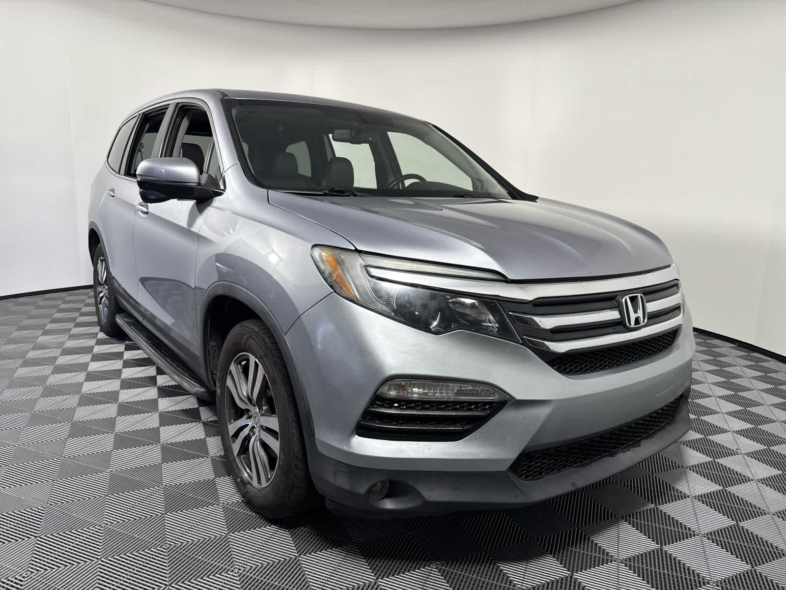 2018 Honda Pilot EX-L photo 11