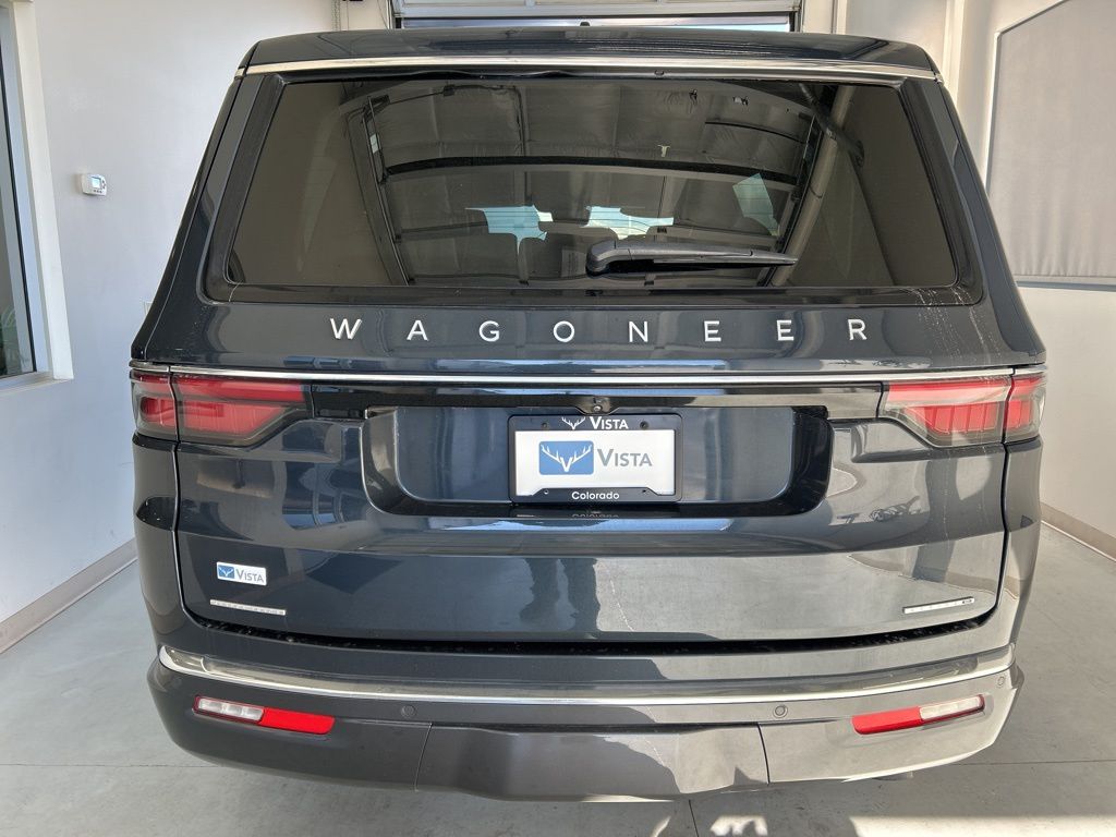 2022 Jeep Wagoneer Series III photo 4