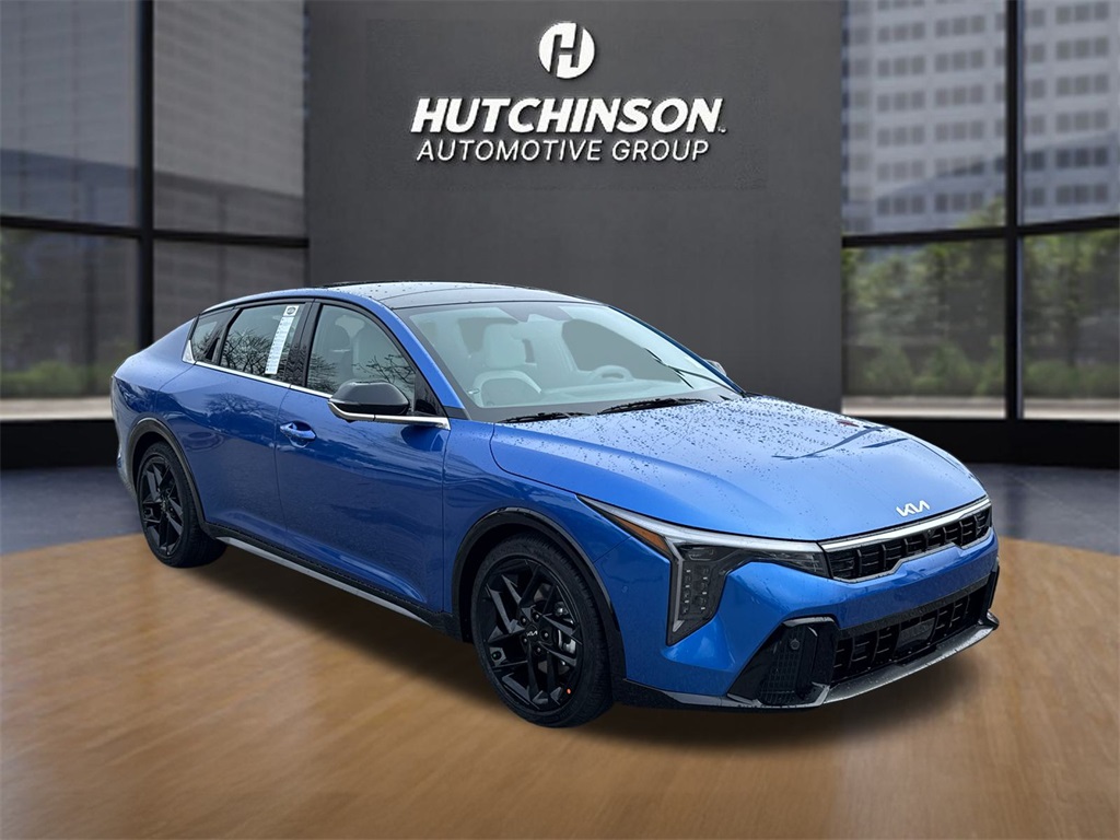 2025 Kia K4 GT-Line Turbo's photo