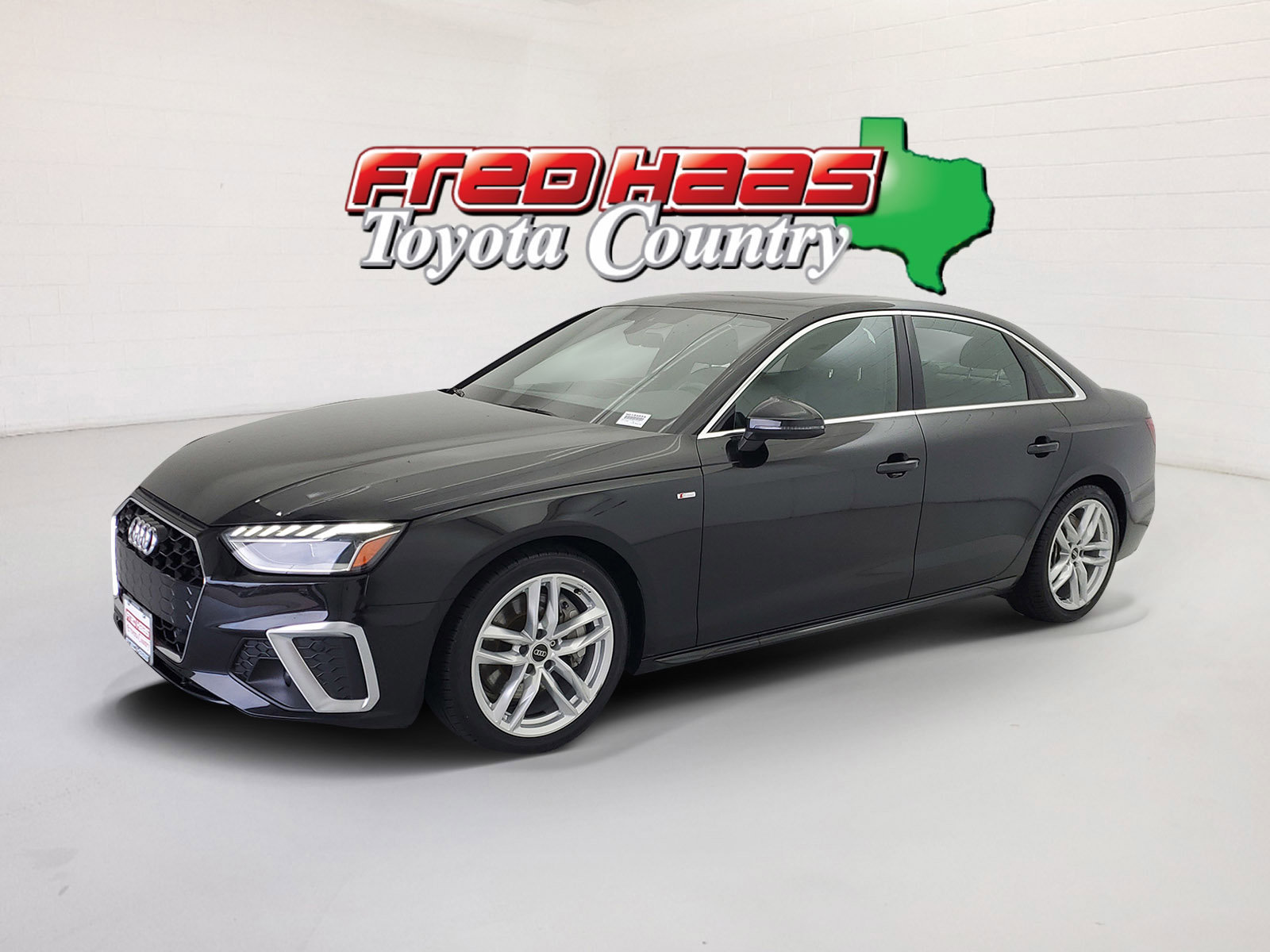 2023 Audi A4 Premium Plus's photo