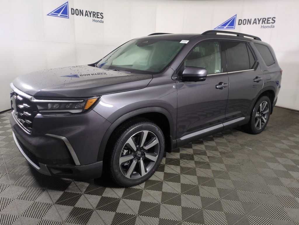 2025 Honda Pilot Elite's photo