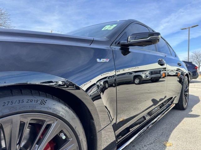 2023 Cadillac CT5 photo 3