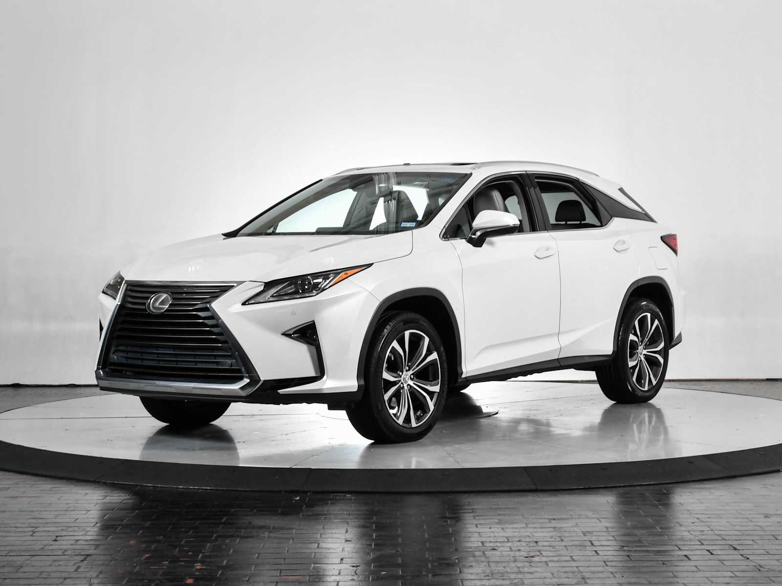2016 Lexus RX 350's photo