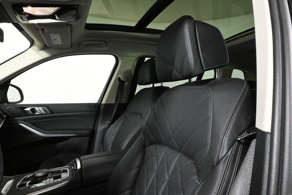 2024 Bmw X7 xDrive40i photo 3