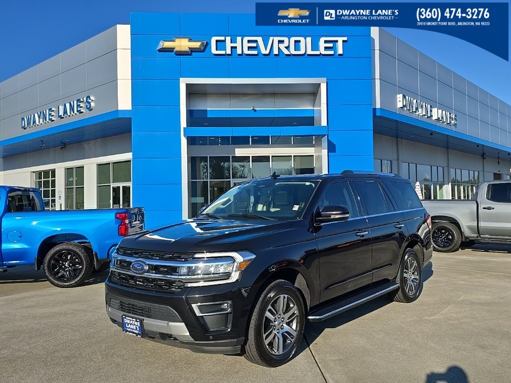 2023 Ford Expedition Limited's photo