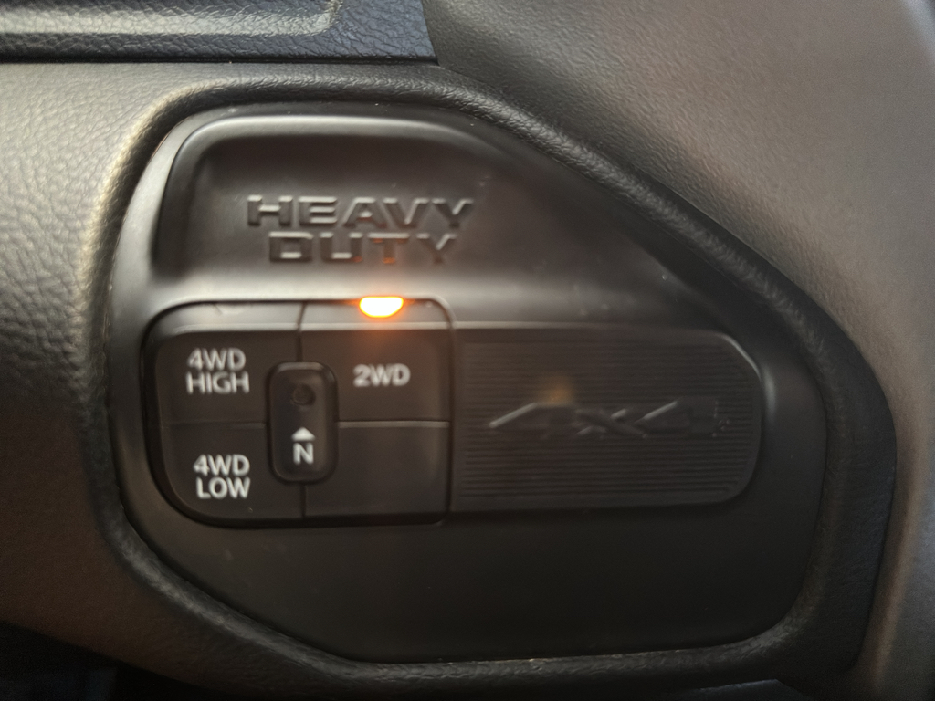 2022 Ram 3500 Laramie photo 12