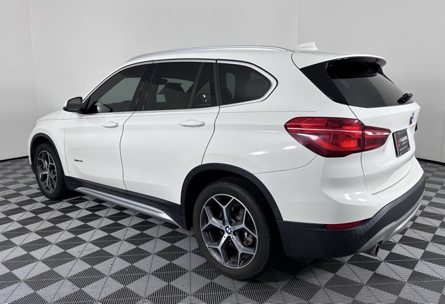 2017 Bmw X1 sDrive28i photo 3