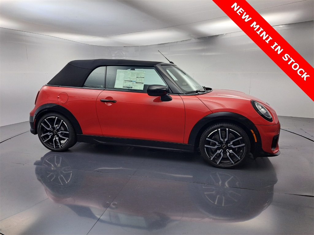 2026 Mini Cooper Convertible Iconic photo 2