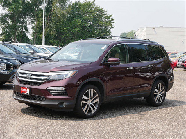 2016 Honda Pilot Elite photo 3