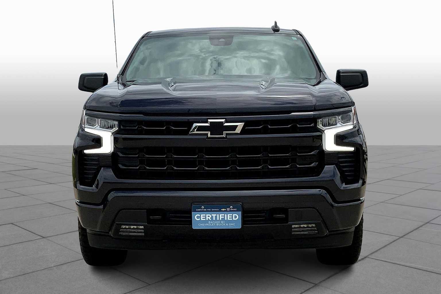 2023 Chevrolet Silverado 1500 RST photo 3