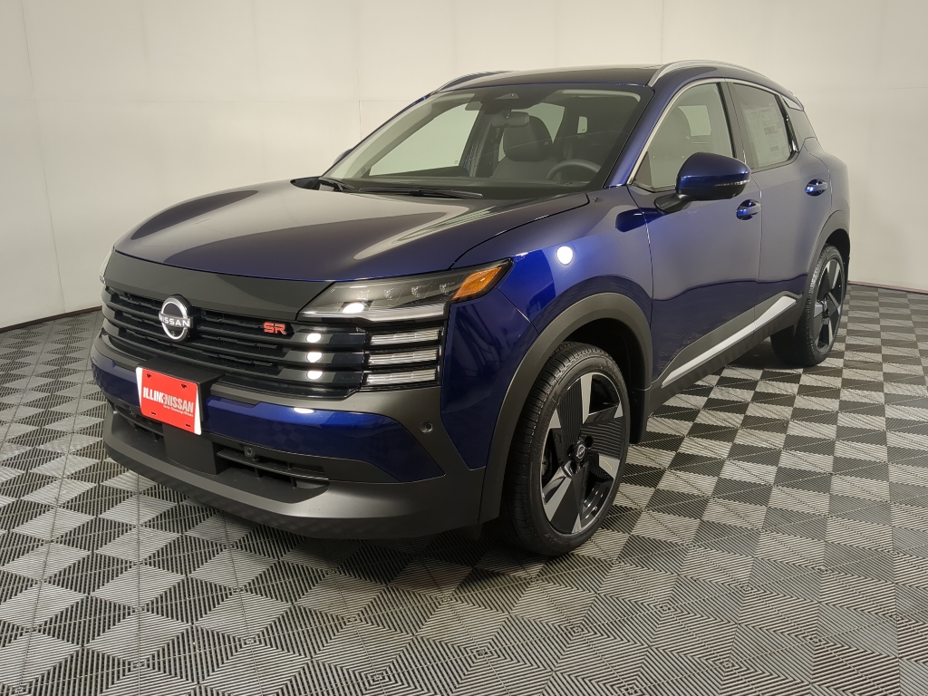 2025 Nissan Kicks SR photo 2