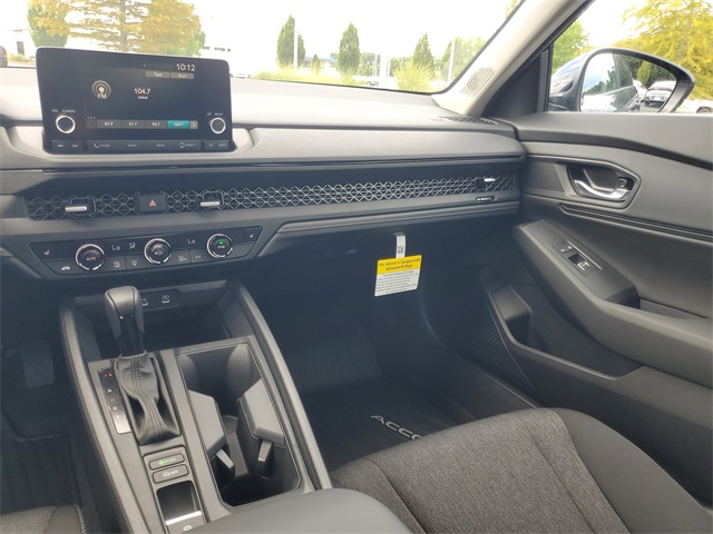 2025 Honda Accord SE photo 9