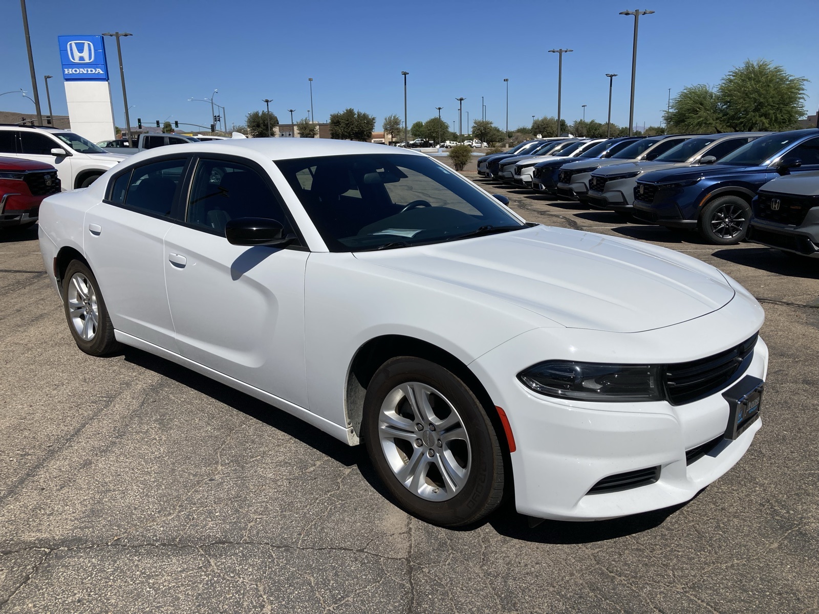2023 Dodge Charger SXT photo 2