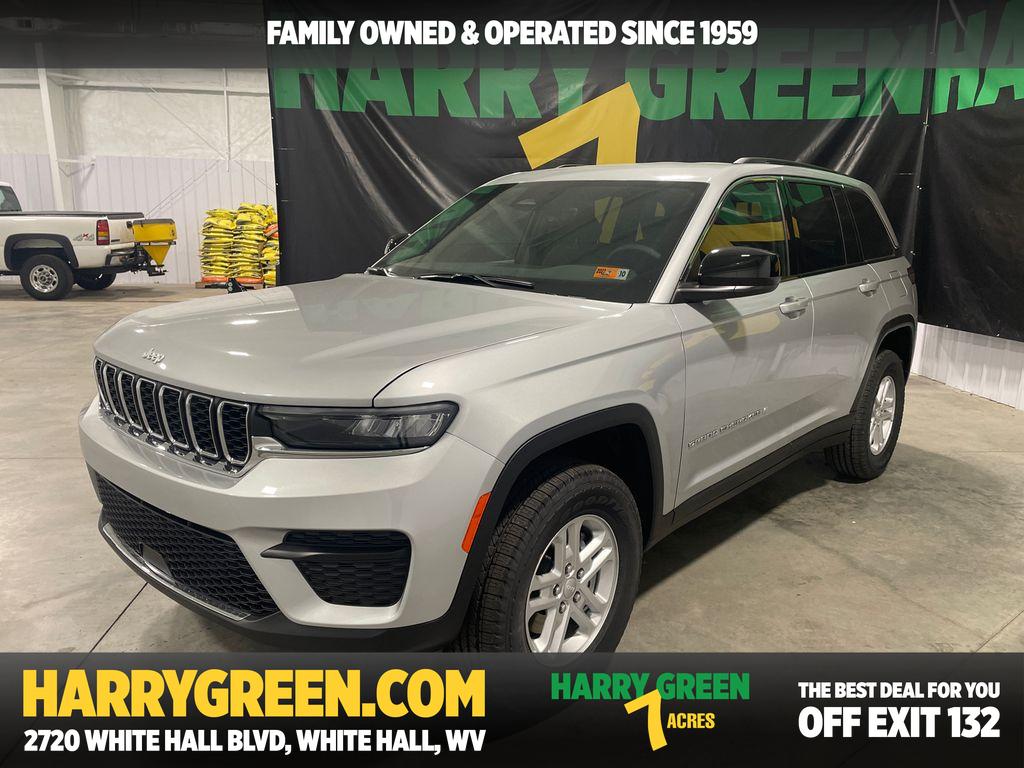 2025 Jeep Grand Cherokee Laredo's photo