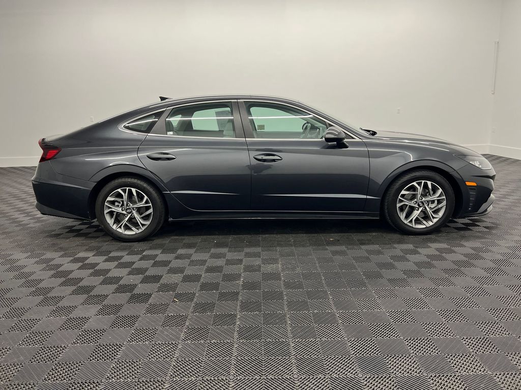 2020 Hyundai Sonata SEL photo 16