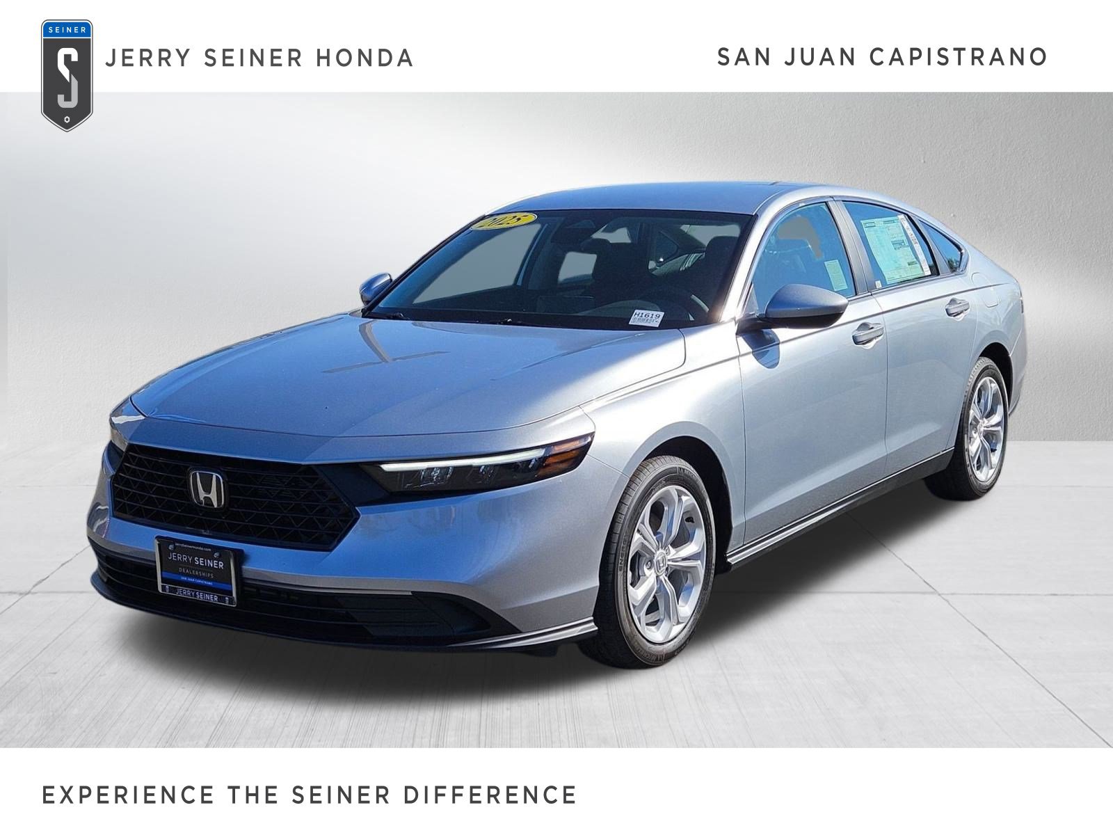 2025 Honda Accord LX's photo