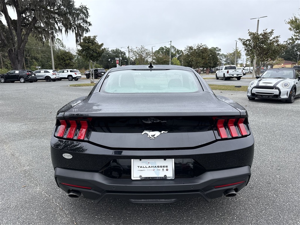 2024 Ford Mustang EcoBoost photo 4