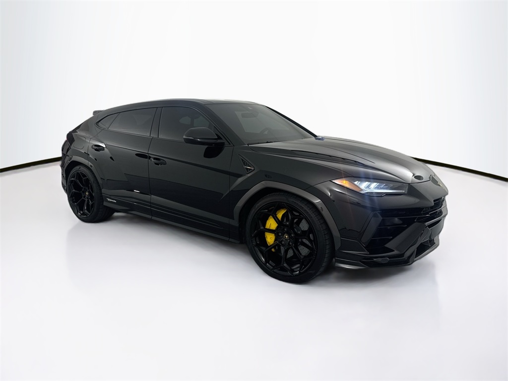 2024 Lamborghini Urus Performante photo 2