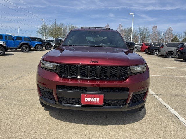 2025 Jeep Grand Cherokee Altitude X photo 2