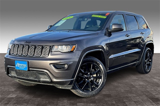 2020 Jeep Grand Cherokee Altitude's photo