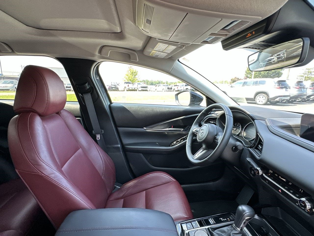 2025 Mazda CX-30 2.5 S Carbon photo 15