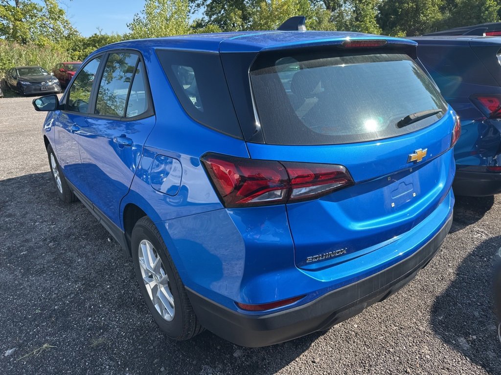 2024 Chevrolet Equinox LS photo 4