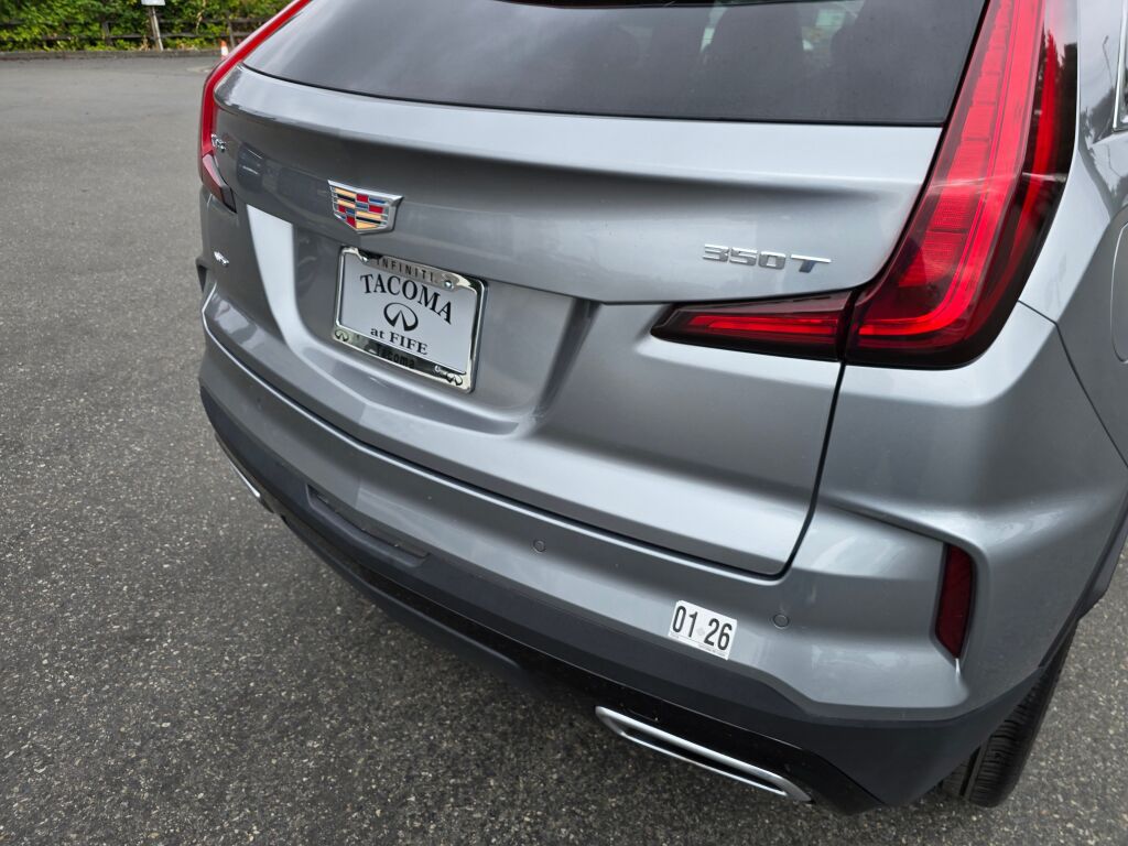 2024 Cadillac XT4 Premium Luxury photo 12