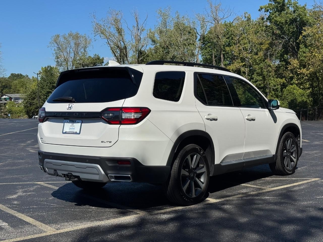 2024 Honda Pilot Elite photo 3