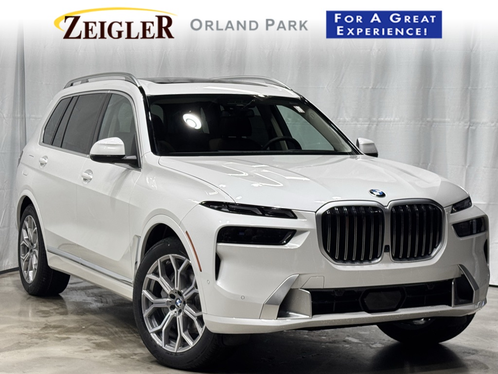 2026 BMW X7 40i's photo