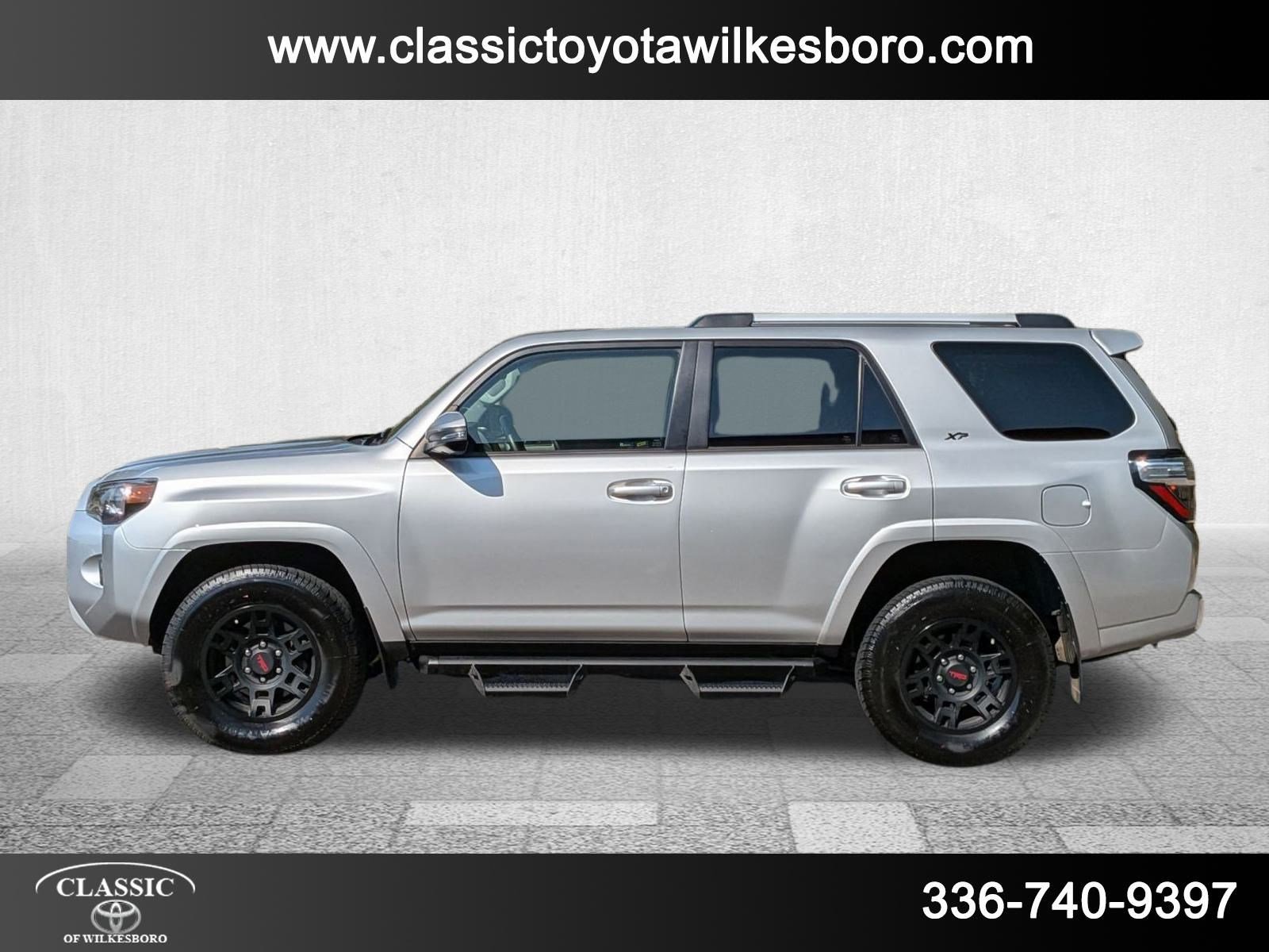 2022 Toyota 4Runner SR5 Premium photo 8